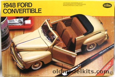 Testors 1/24 1946  1947  1948 Ford Convertible, 105 plastic model kit